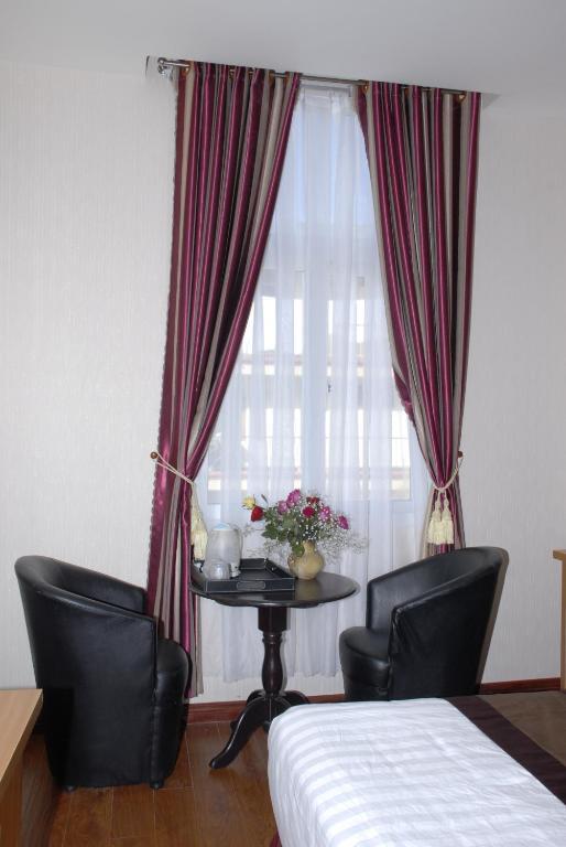 Mountain Town Hotel Da Lat Room photo